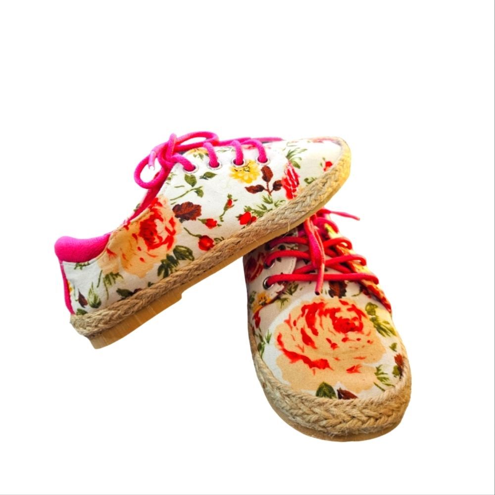 NWT Sophie Sue Toddler Espadrilles Floral Canvas Lace Up Shoes Size 10